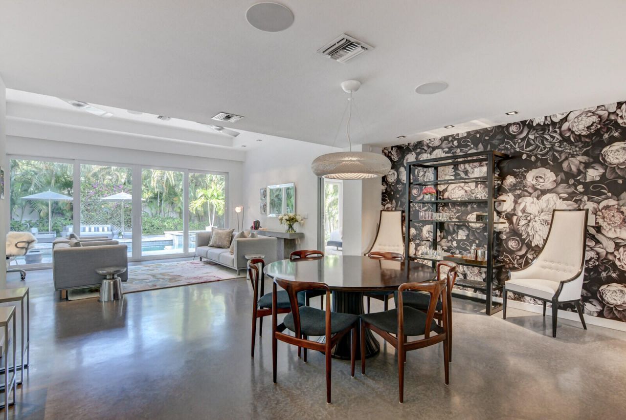 717 NE 1st Court, Delray Beach, FL 33483 Photo