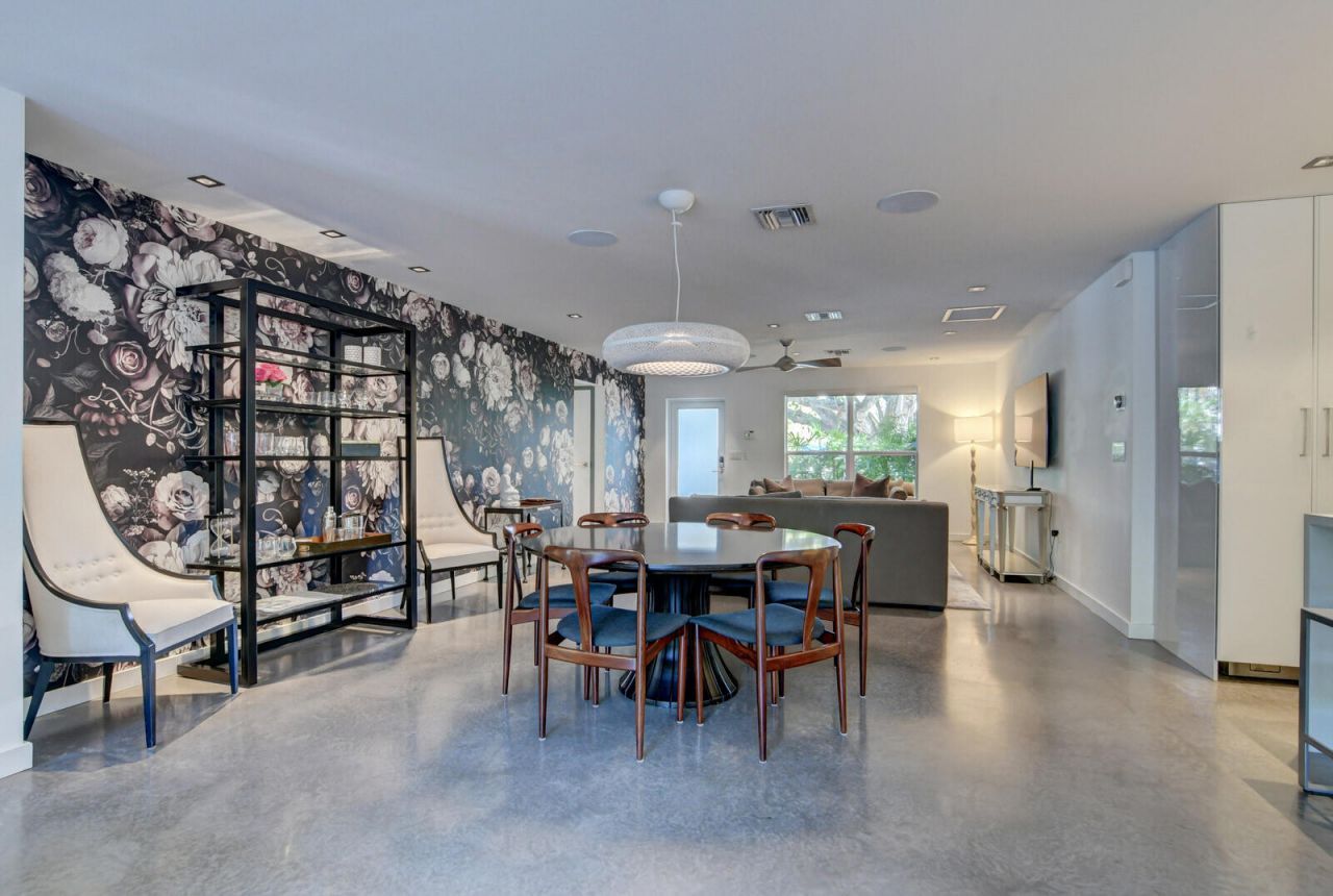 717 NE 1st Court, Delray Beach, FL 33483 Photo