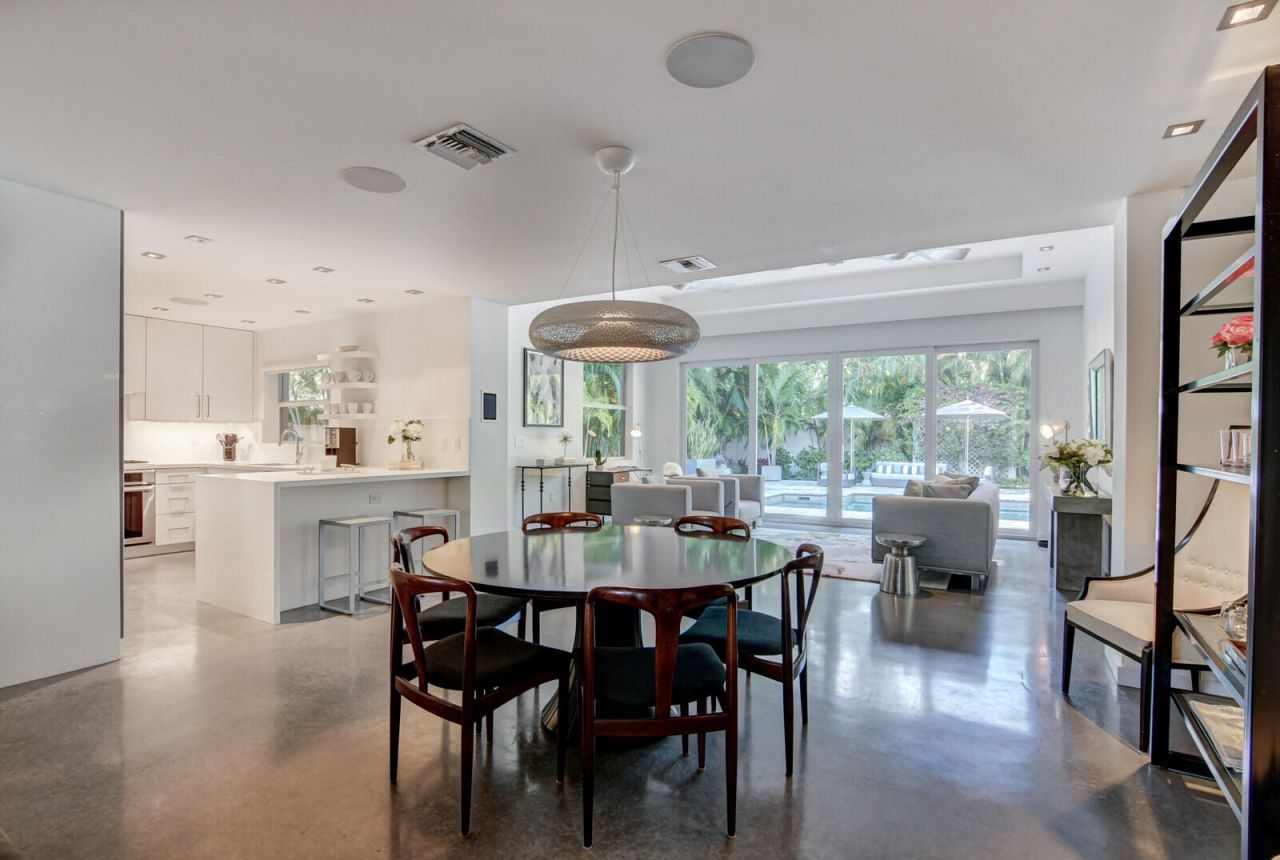 717 NE 1st Court, Delray Beach, FL 33483 Photo