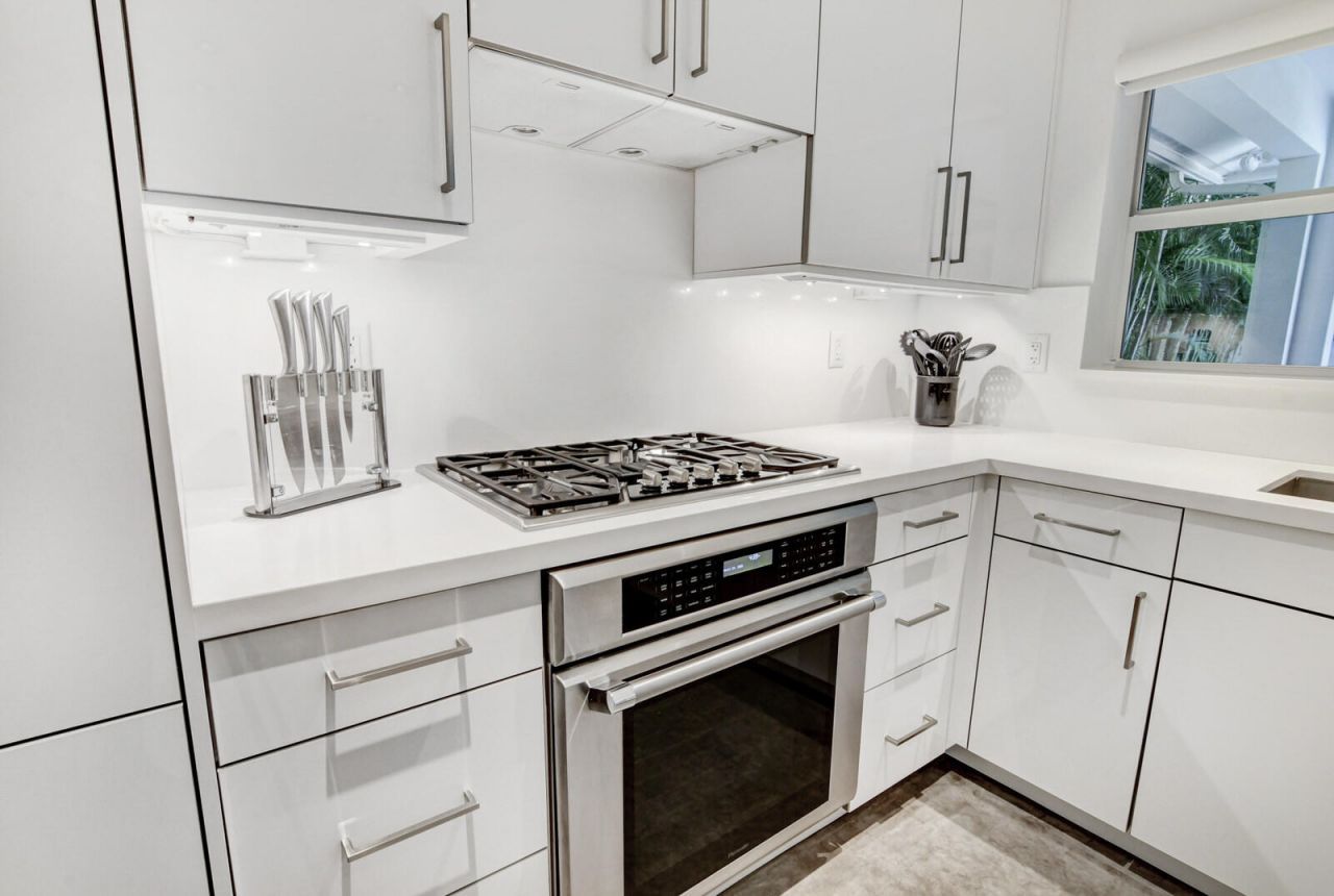 717 NE 1st Court, Delray Beach, FL 33483 Photo