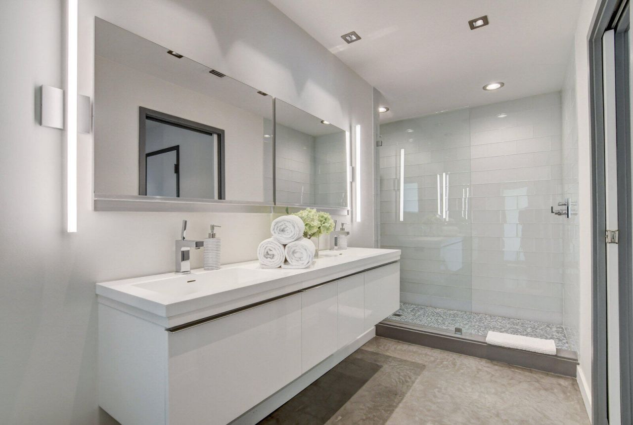 717 NE 1st Court, Delray Beach, FL 33483 Photo