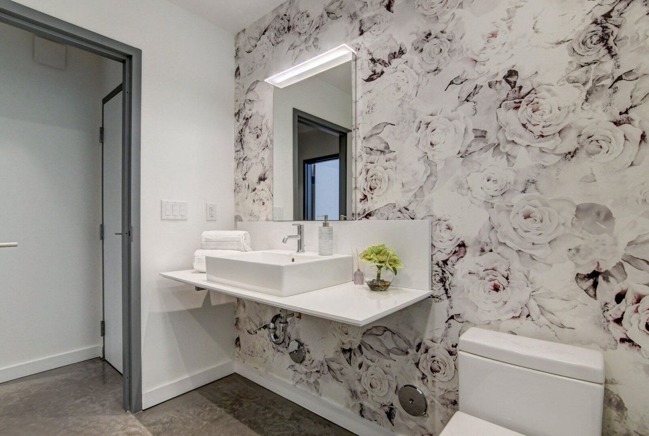 717 NE 1st Court, Delray Beach, FL 33483 Photo