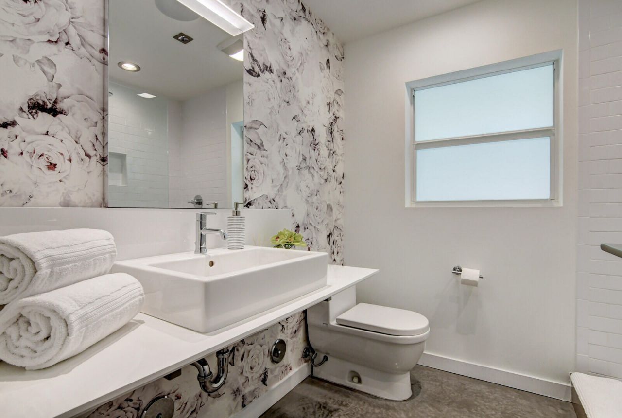 717 NE 1st Court, Delray Beach, FL 33483 Photo