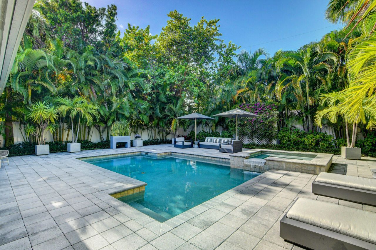 717 NE 1st Court, Delray Beach, FL 33483 Photo