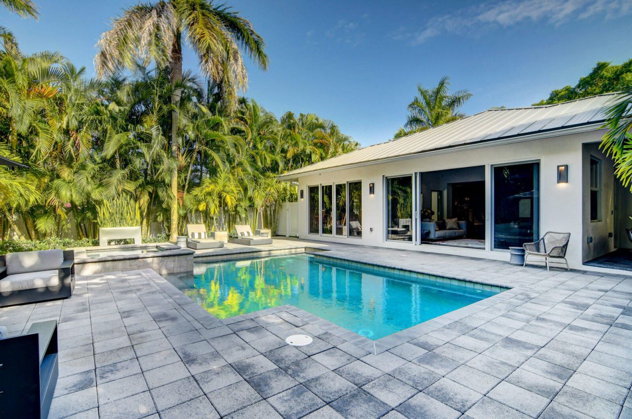 717 NE 1st Court, Delray Beach, FL 33483 Photo