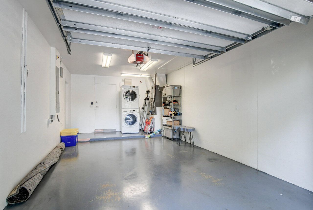 717 NE 1st Court, Delray Beach, FL 33483 Photo