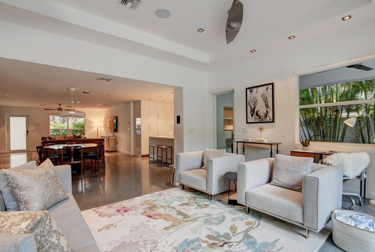 717 NE 1st Court, Delray Beach, FL 33483 Photo