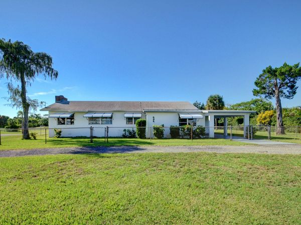 6698 Belvedere Road, West Palm Beach, FL 33413