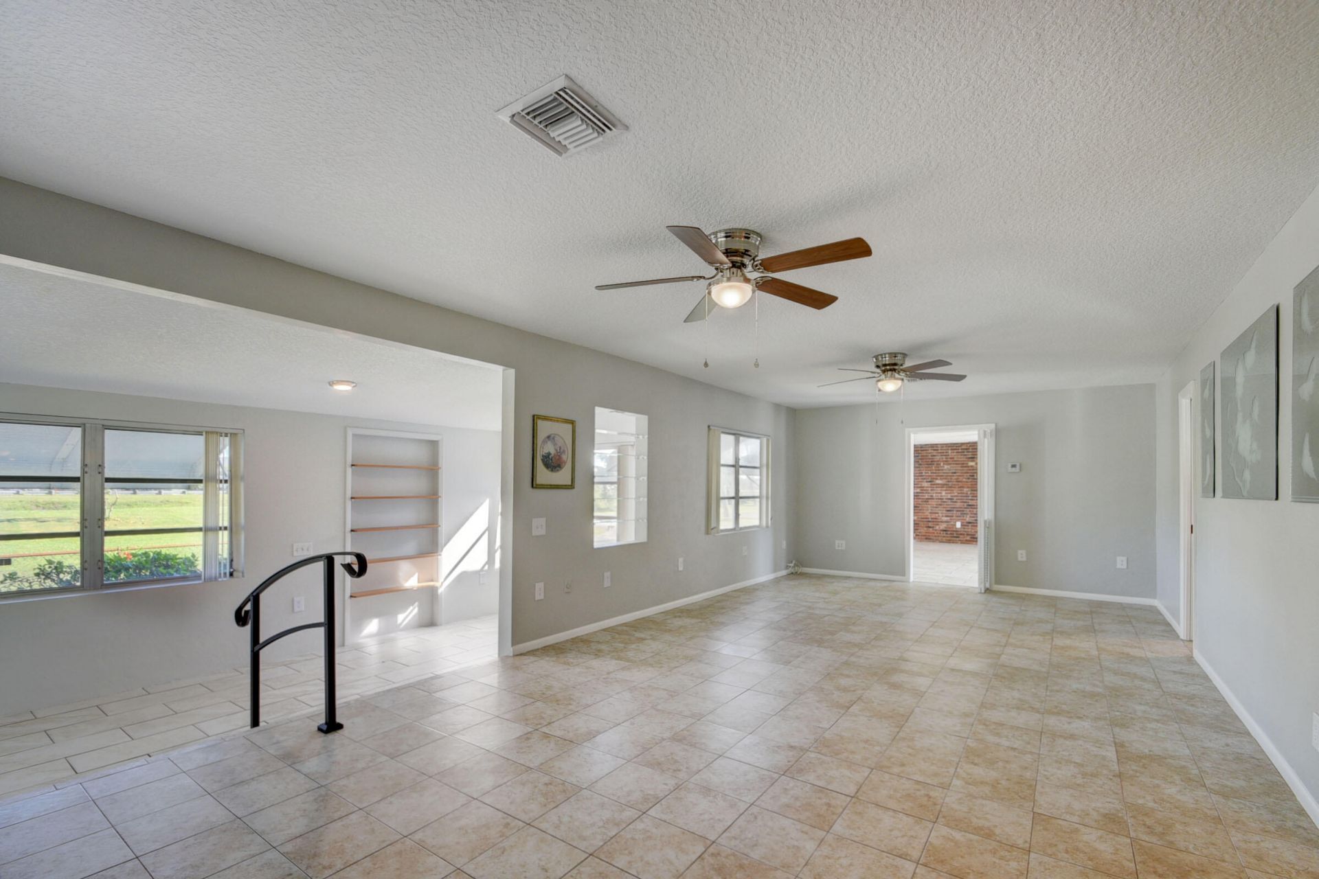 6698 Belvedere Road, West Palm Beach, FL 33413 Photo