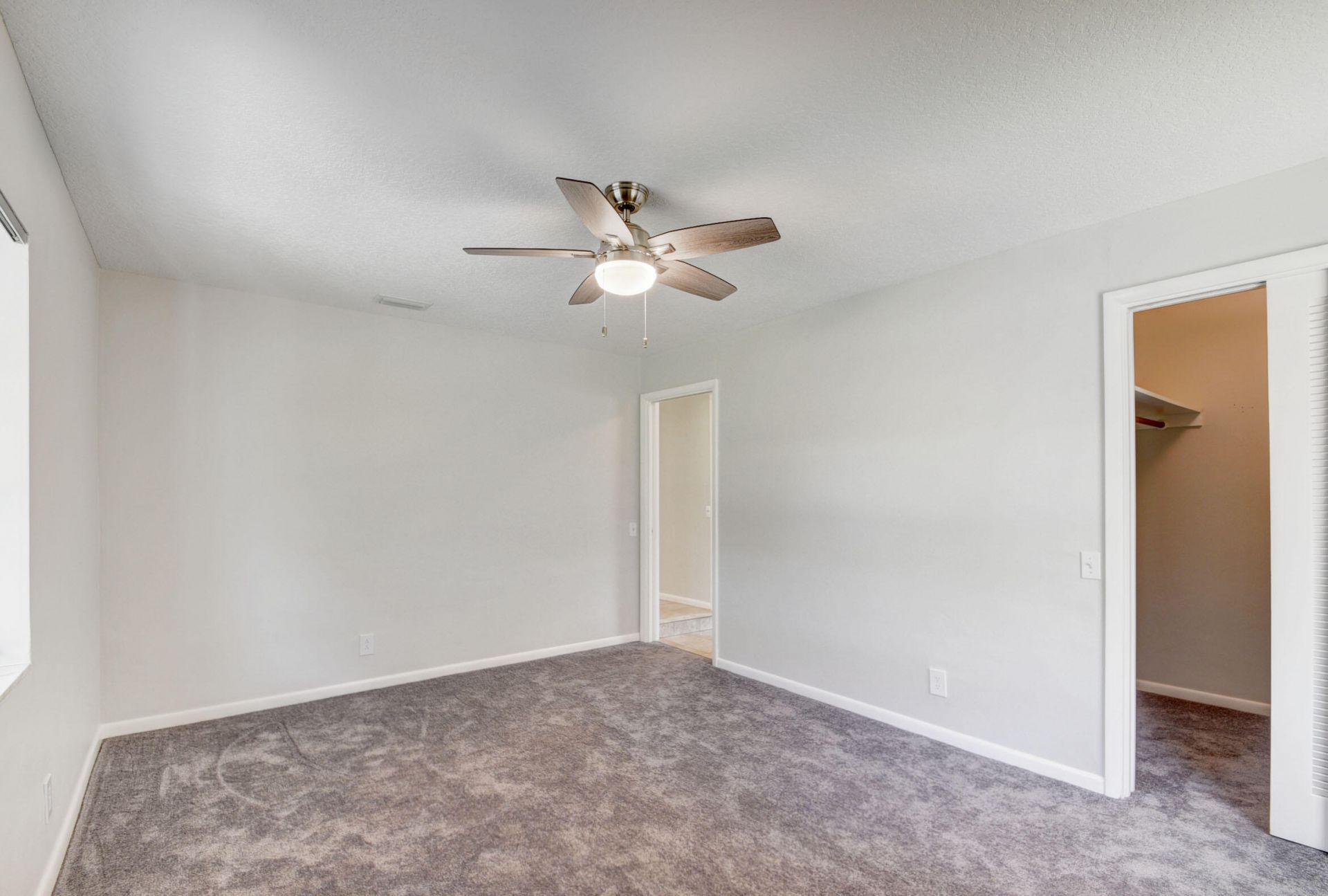 6698 Belvedere Road, West Palm Beach, FL 33413 Photo