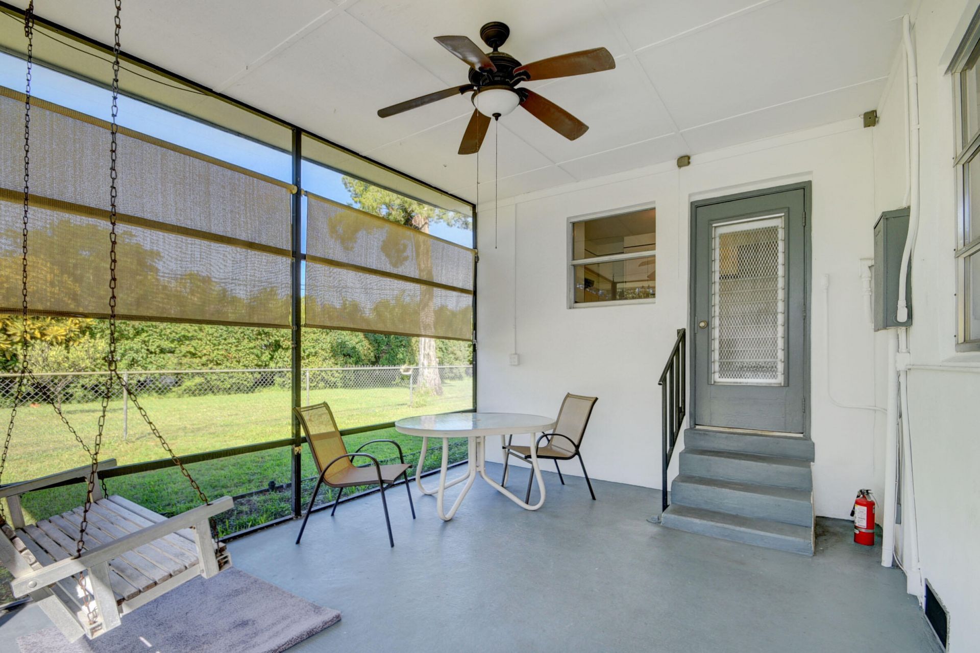 6698 Belvedere Road, West Palm Beach, FL 33413 Photo