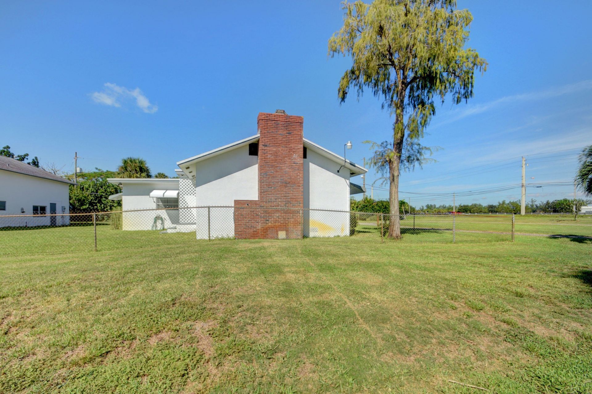 6698 Belvedere Road, West Palm Beach, FL 33413 Photo