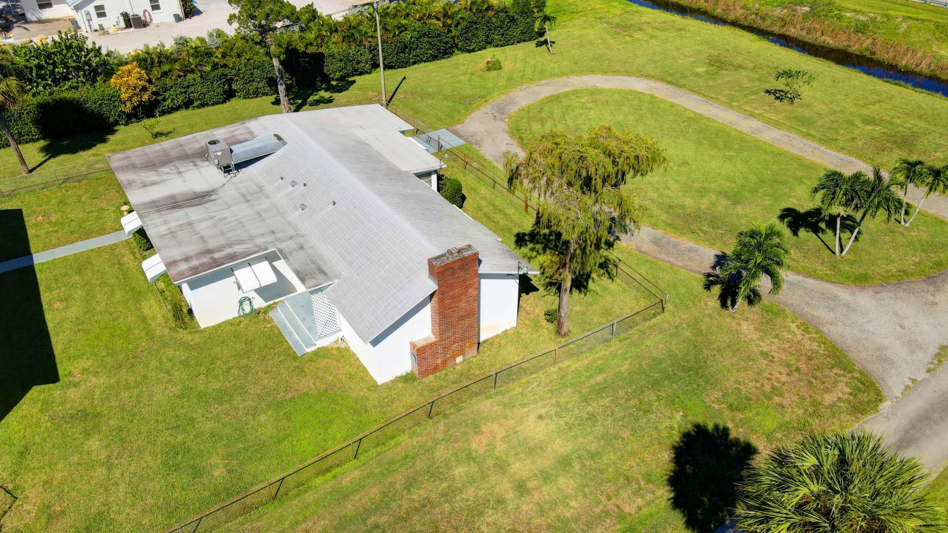 6698 Belvedere Road, West Palm Beach, FL 33413 Photo