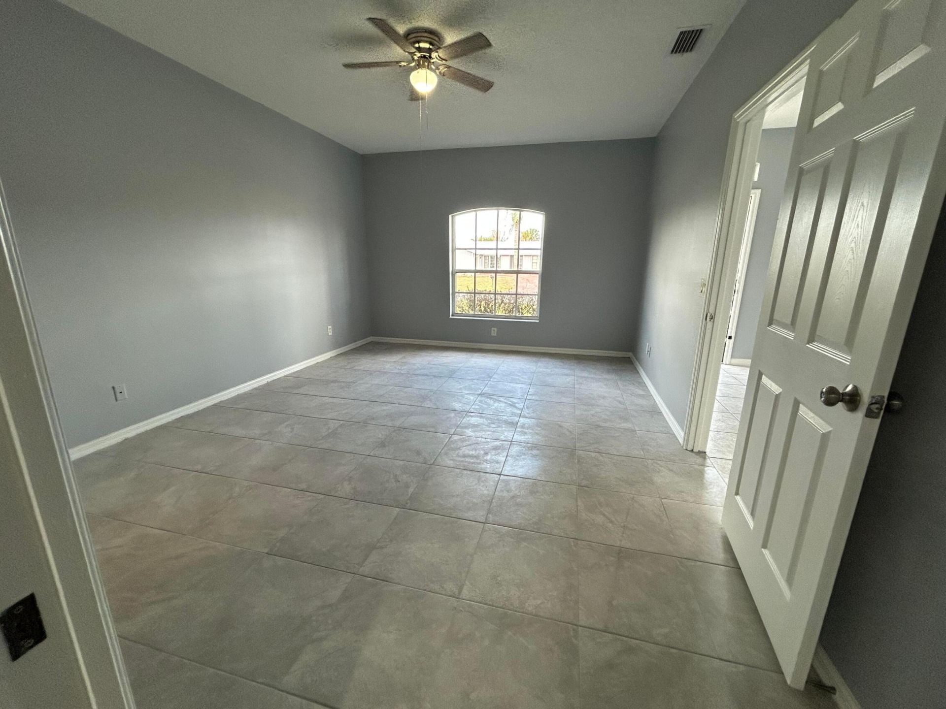 974 SE Albatross Avenue, Port Saint Lucie, FL 34983 Photo