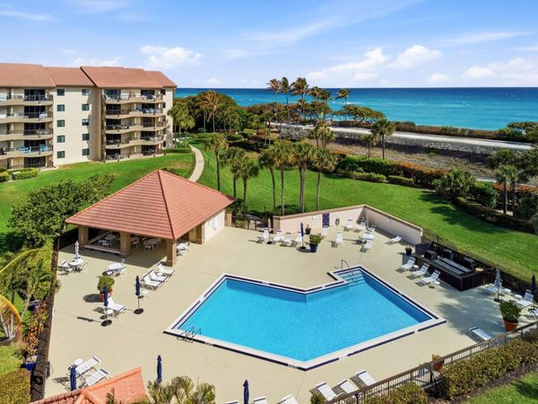 401 Ocean Bluffs Boulevard, Unit 104, Jupiter, FL 33477