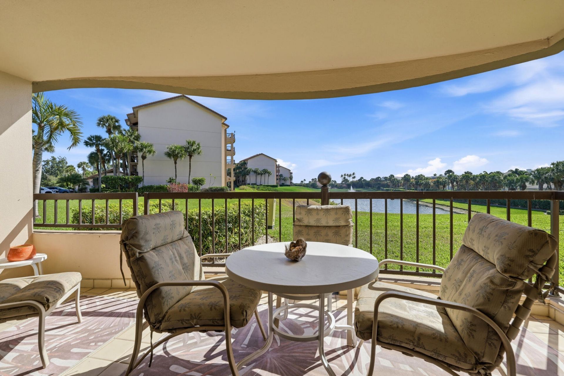 401 Ocean Bluffs Boulevard, Unit 104, Jupiter, FL 33477 Photo