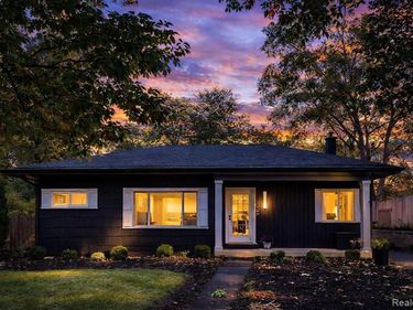 3765 WOODVIEW Avenue, West Bloomfield Twp, MI 48324