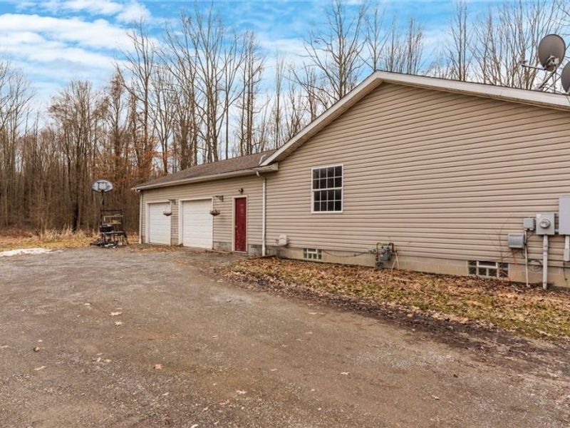 1367 Housel Craft Road, Bristolville, OH 44402 Photo 31