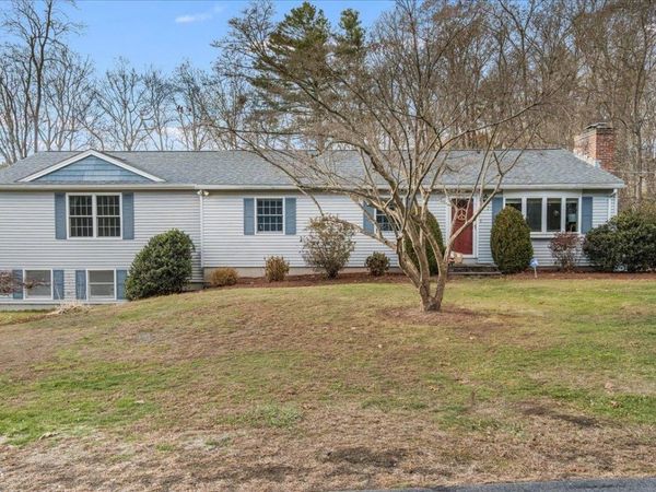 21 Berry Road, Derry, NH 03038