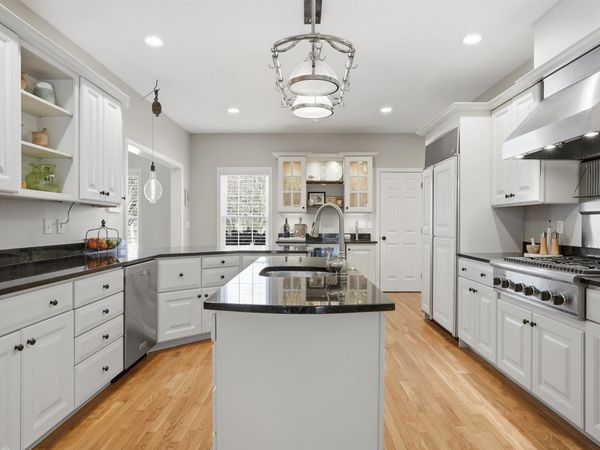 16 Gowing Lane, Amherst, NH 03031