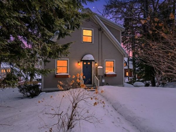 22 Crescent Lane, Hebron, NH 03241