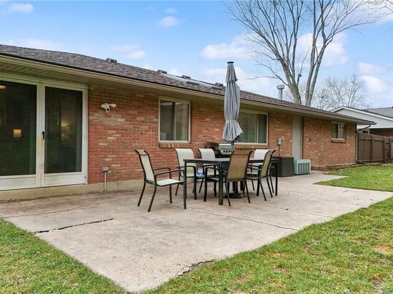 6330 Millbank Drive, Centerville, OH 45459 Photo 6