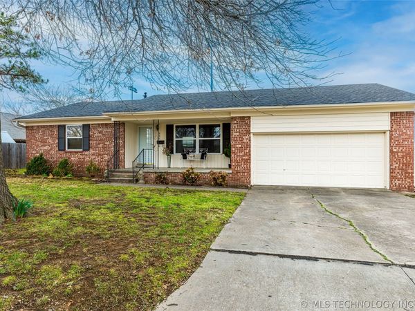 337 E 15th Street, Claremore, OK 74017