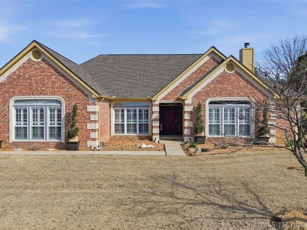 22425 S Rose Glen Court, Claremore, OK 74019