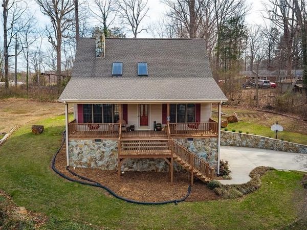 901 Tanglewood Dr Extension, Siler City, NC 27344