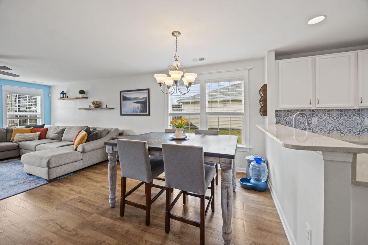 120 Covey Court Photo 9