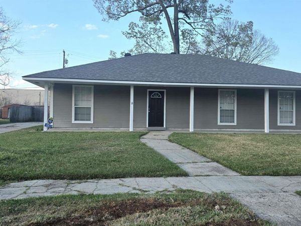 15833 Hewwood Ave, Baton Rouge, LA 70816