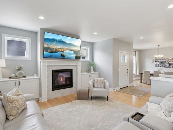 W7986 County Rd B Road, Unit 8, Lake Mills, WI 53551