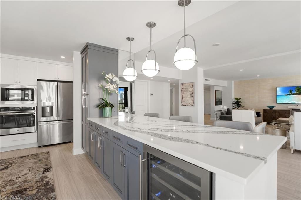 4401 Gulf Shore Blvd N, Unit D806, Naples, FL 34103 Photo