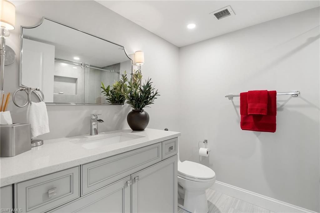 4401 Gulf Shore Blvd N, Unit D806, Naples, FL 34103 Photo