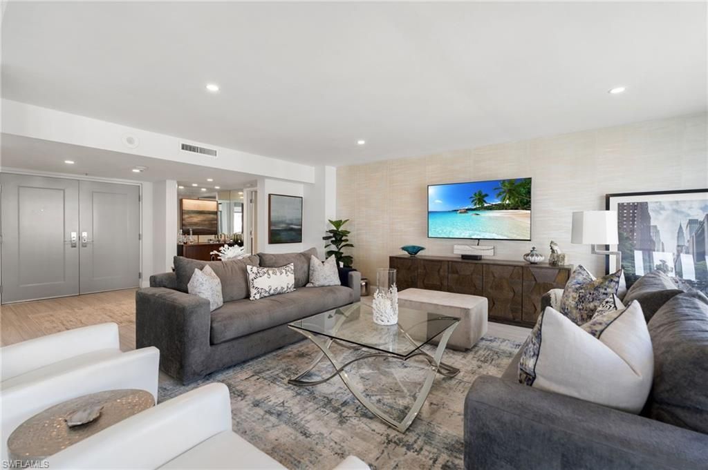 4401 Gulf Shore Blvd N, Unit D806, Naples, FL 34103 Photo