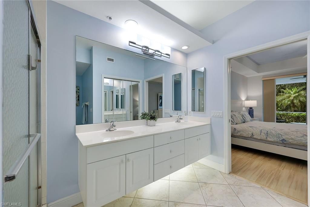 2350 Hidden Lake Ct, Unit 8511, Naples, FL 34112 Photo