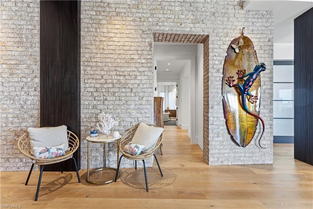 909 10th St S, Unit 201, Naples, FL 34102 Photo