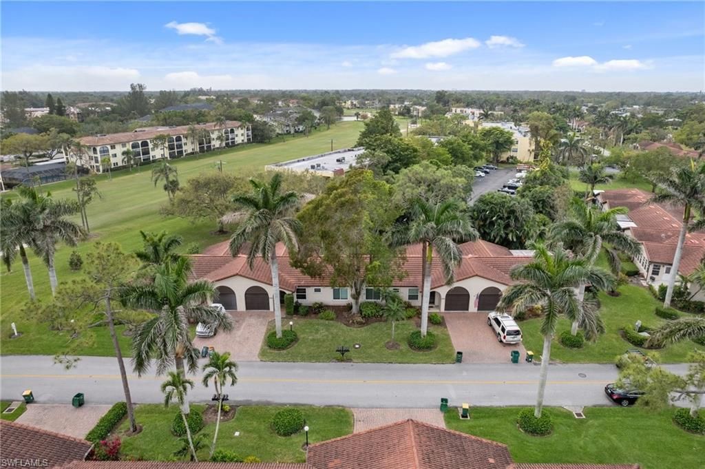 1094 Forest Lakes Dr, Naples, FL 34105 Photo