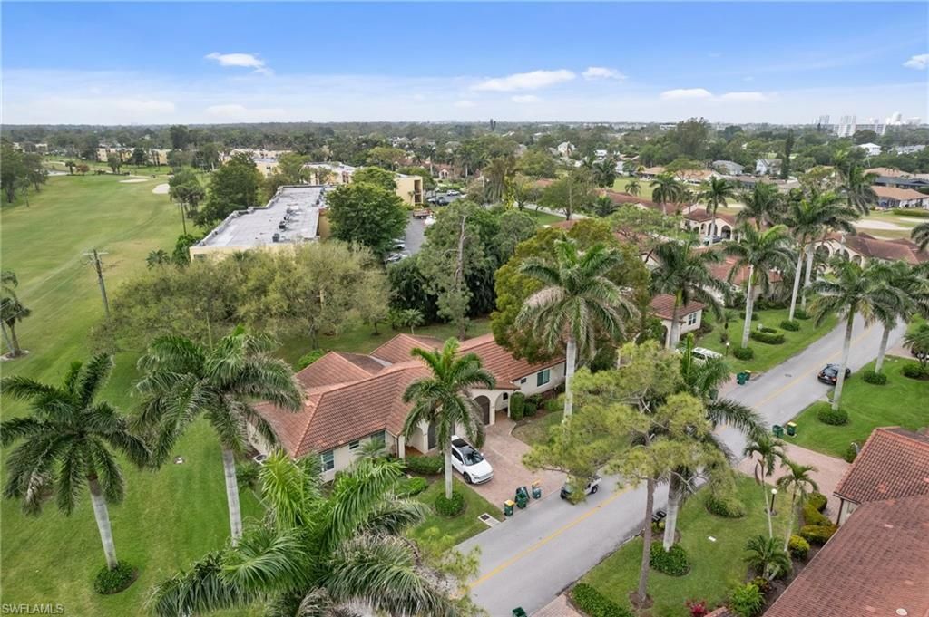 1094 Forest Lakes Dr, Naples, FL 34105 Photo