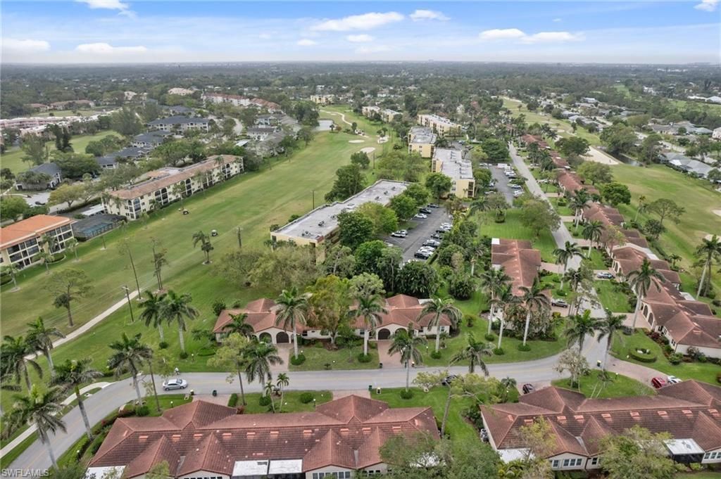 1094 Forest Lakes Dr, Naples, FL 34105 Photo