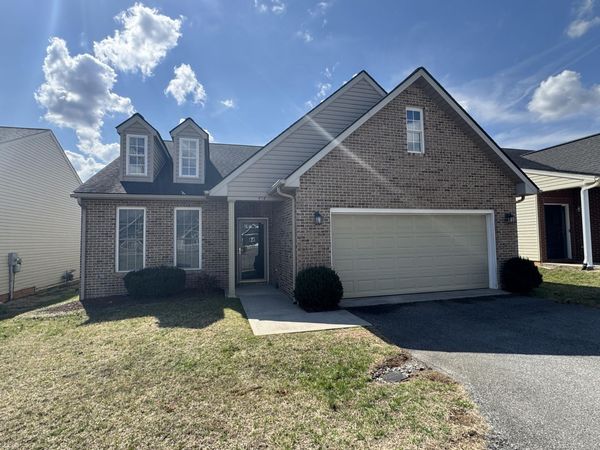 414 Kimball AVE, Salem, VA 24153