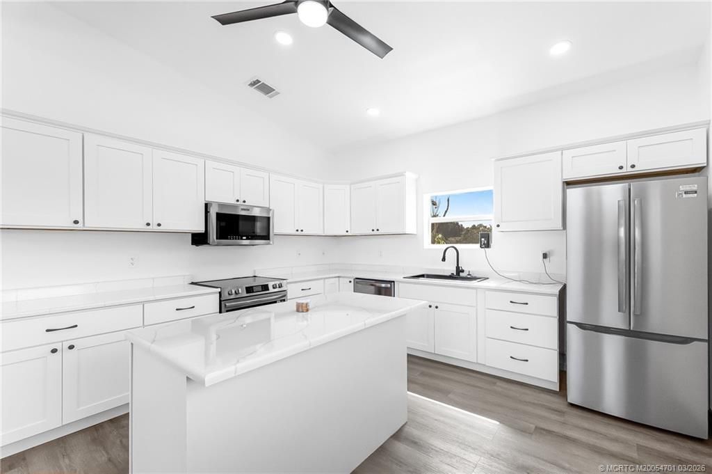 7932 SE Skylark Avenue, Hobe Sound, FL 33455 Photo