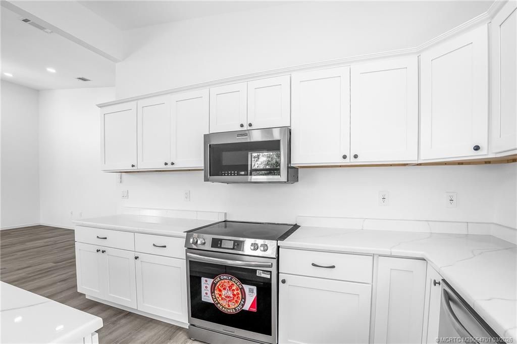 7932 SE Skylark Avenue, Hobe Sound, FL 33455 Photo