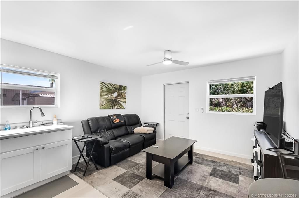 7932 SE Skylark Avenue, Hobe Sound, FL 33455 Photo