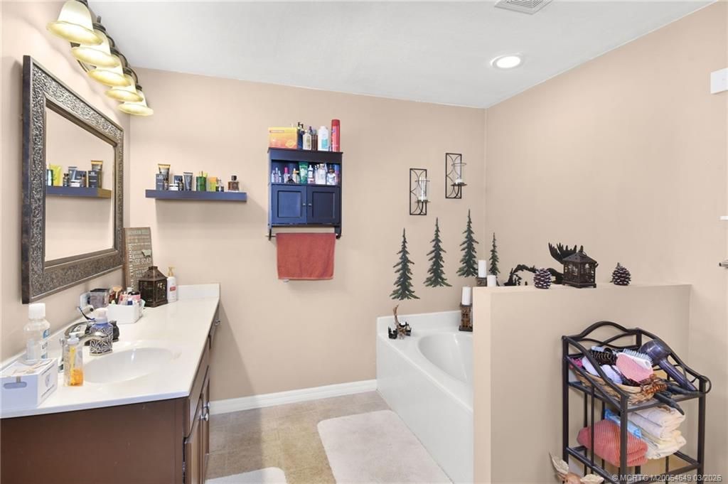 817 SW Kappa Avenue, Port Saint Lucie, FL 34953 Photo