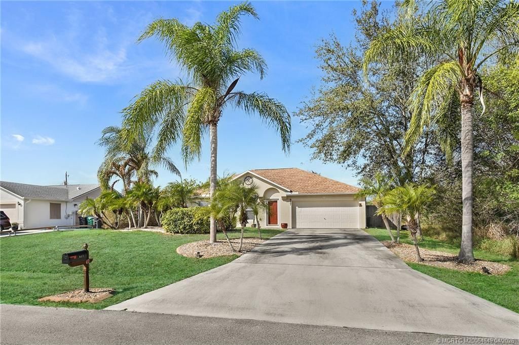 817 SW Kappa Avenue, Port Saint Lucie, FL 34953 Photo