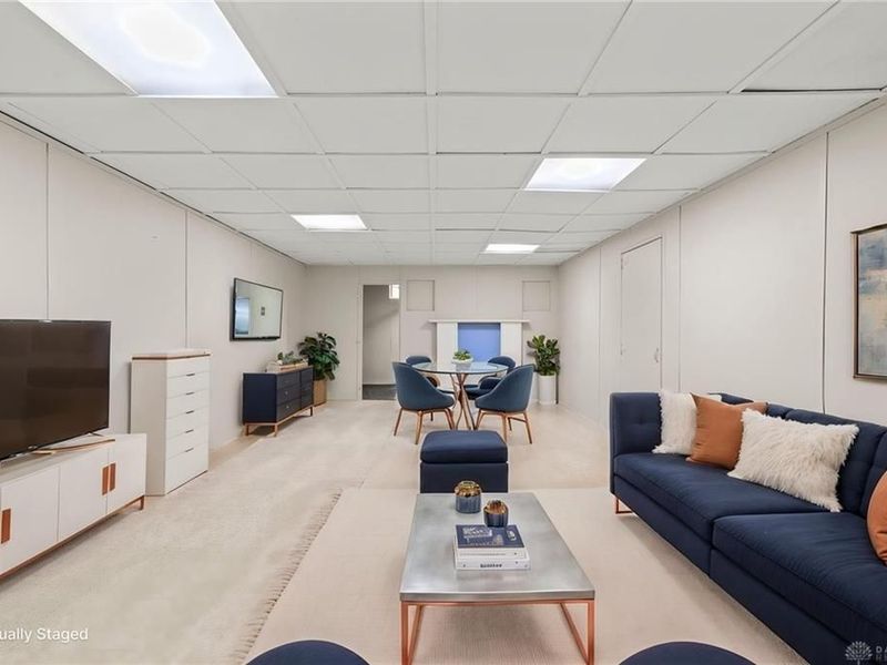 100 Crowthers Drive, Hamilton, OH 45013 Photo 18