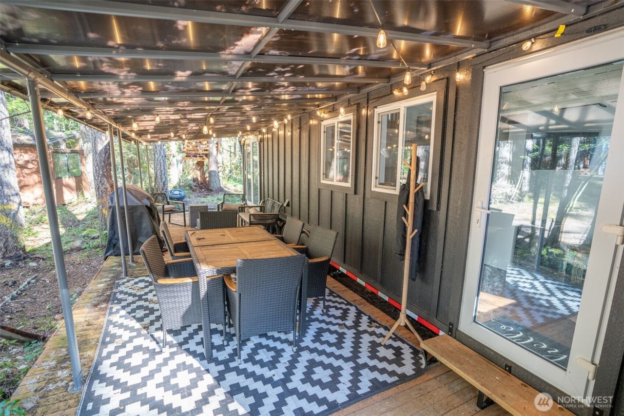 450 Mt Jupiter Pl , Hoodsport, WA 98548