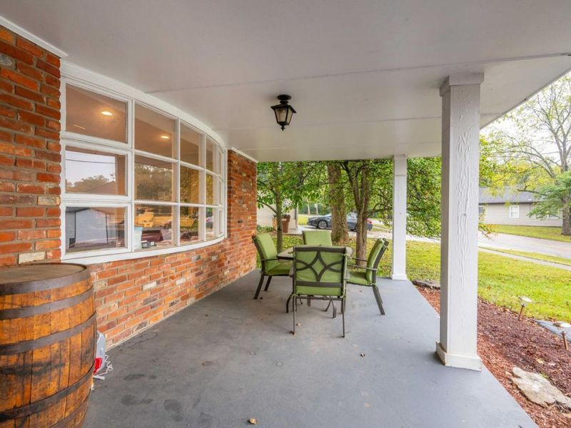 1 Crestview Drive, Milford, OH 45150 Photo 4