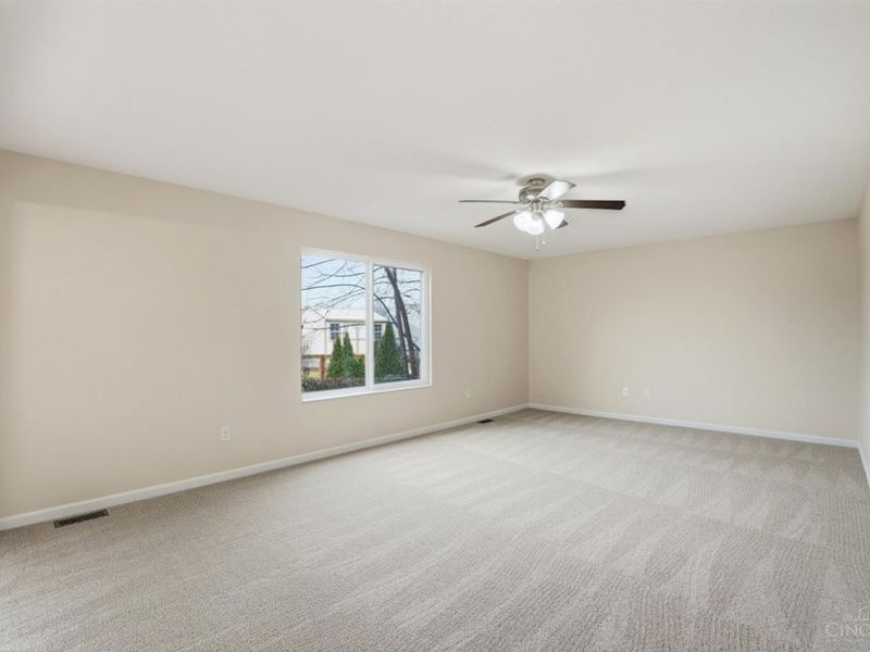 5548 Castle Drive, South Lebanon, OH 45065 Photo 7